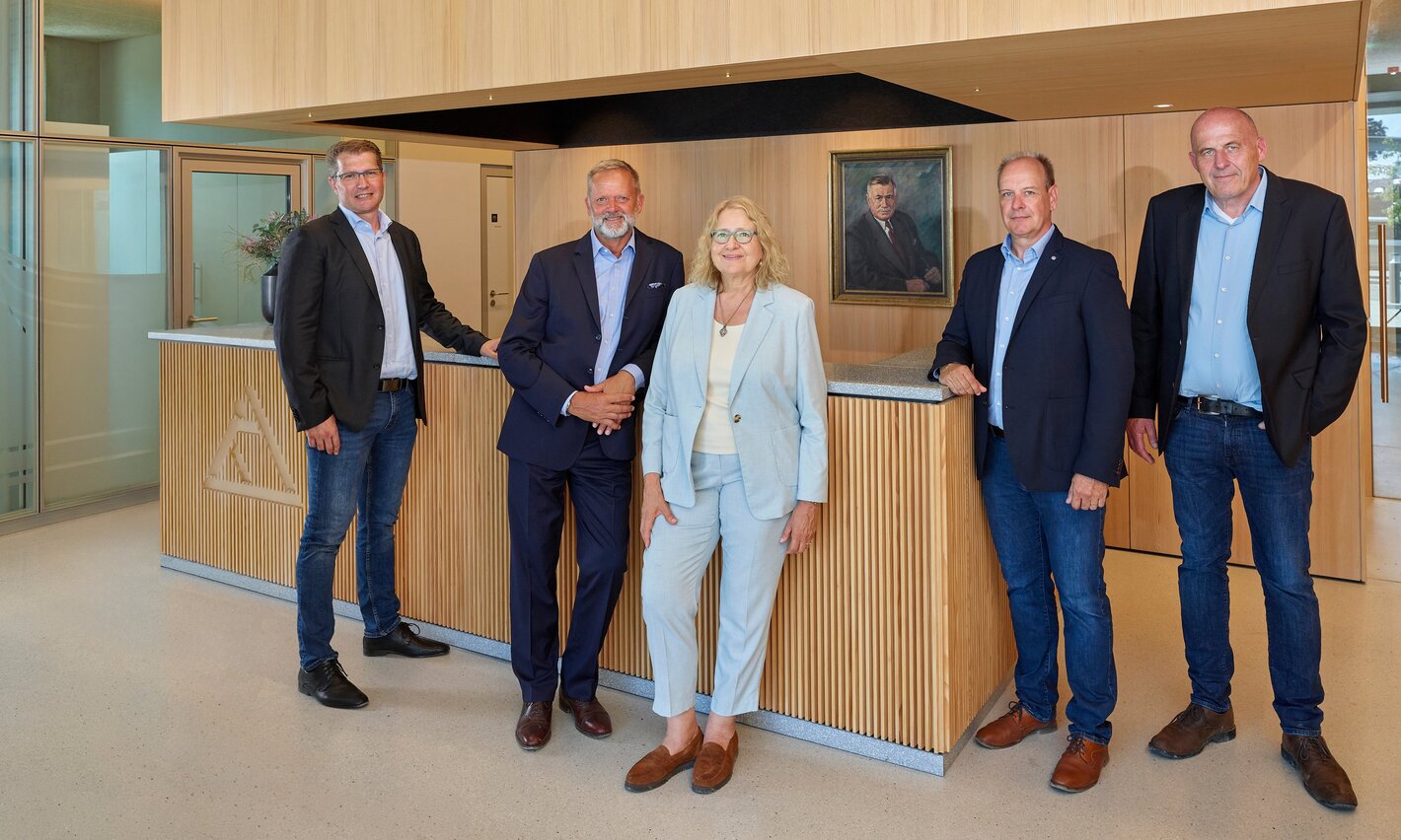 Geschäftsführung, Josef Hebel Bauunternehmung